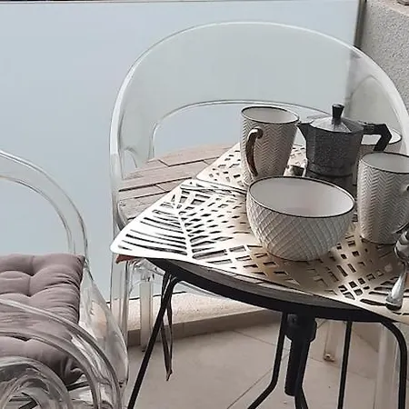 Apartment Sunset 230, Sun, Big Pool, Wifi Fiber, Central, Near Main Street And *