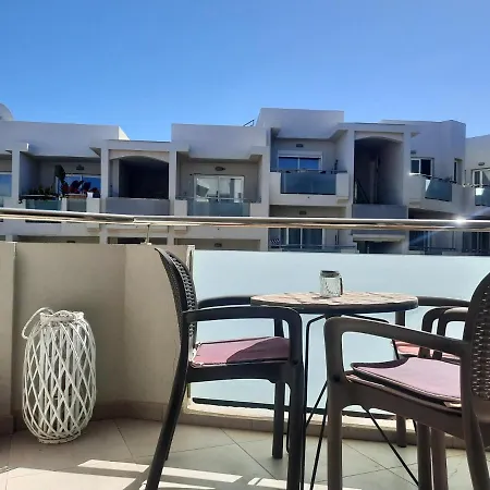 Sunset 230, Sun, Big Pool, Wifi Fiber, Central, Near Main Street And Apartment