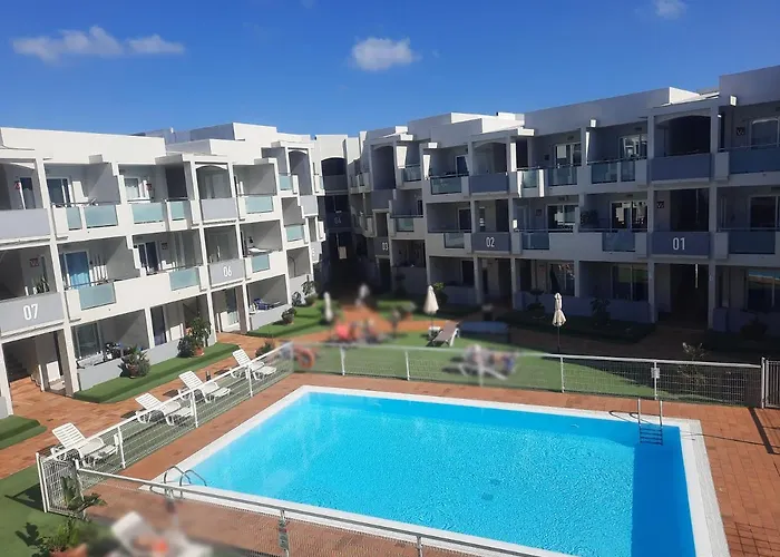 Sunset 230, Sun, Big Pool, Wifi Fiber, Central, Near Main Street And Lägenhet *